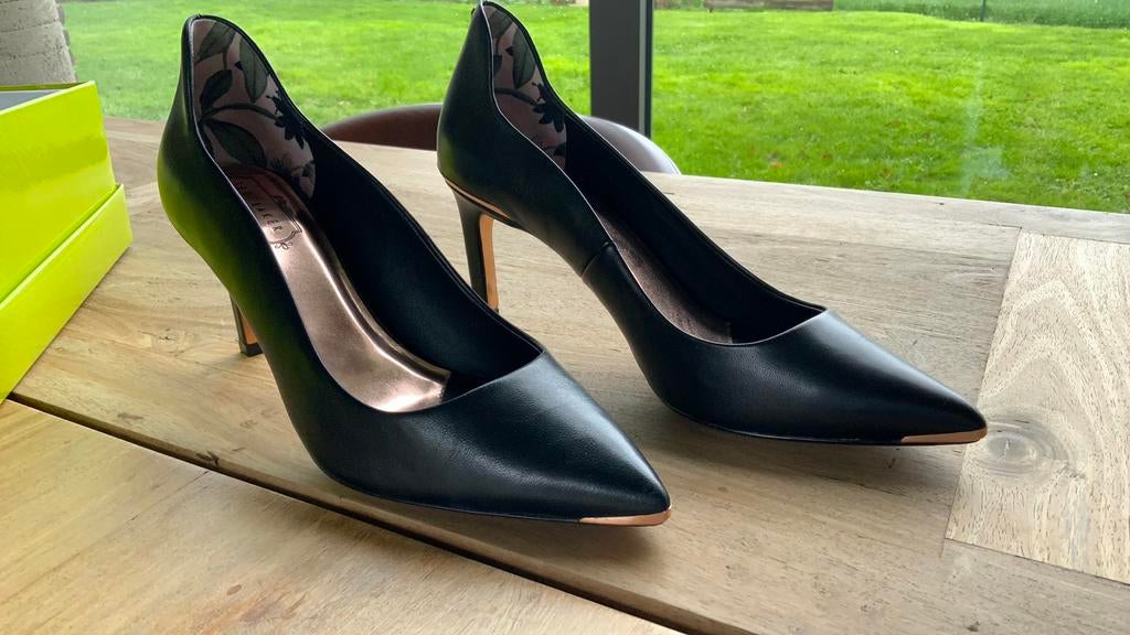 Damespumps ‘Erinn’ Ted Baker (40), Kleding | Dames, Ophalen of Verzenden