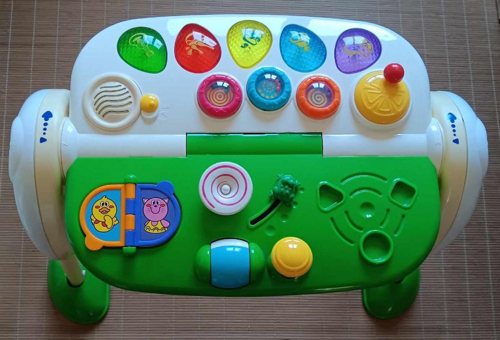 Chicco Activiteitentafel / speeltafel voor baby en peuter, Kinderen en Baby's, Ophalen, Gebruikt