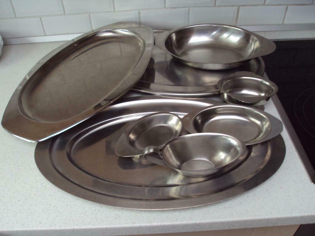 6 Inox Serveerschalen + 2 Sauspotjes., Huis en Inrichting, Keuken | Servies, Gebruikt, Overige materialen, Ophalen of Verzenden