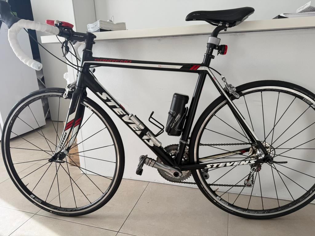 Steves racefiets maat 55 met Dt Swiss Spline., Fietsen en Brommers, Ophalen, Zo goed als nieuw