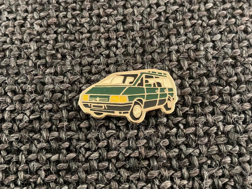 PIN - CAR - AUTO - VOITURE, Envoi, Utilisé, Transport, Insigne ou Pin's