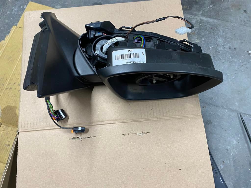 Rétroviseur droit Peugeot 208, Peugeot