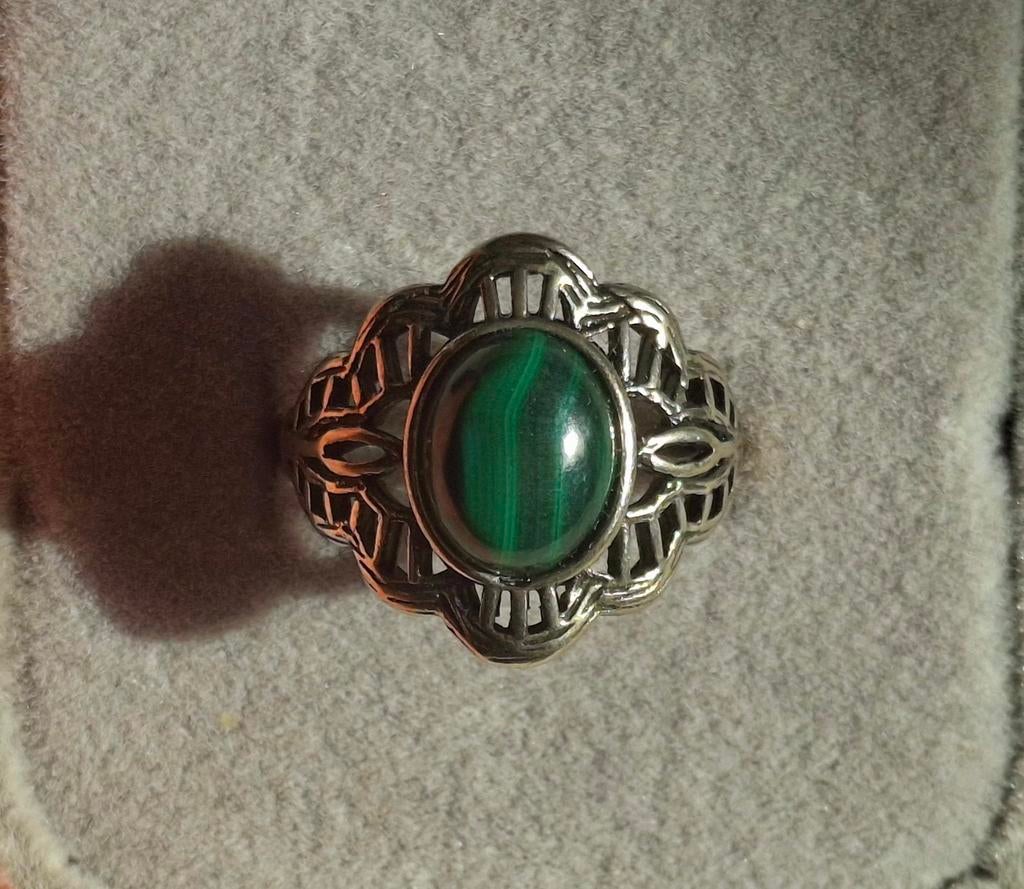 Bague en malachite, Enlèvement ou Envoi