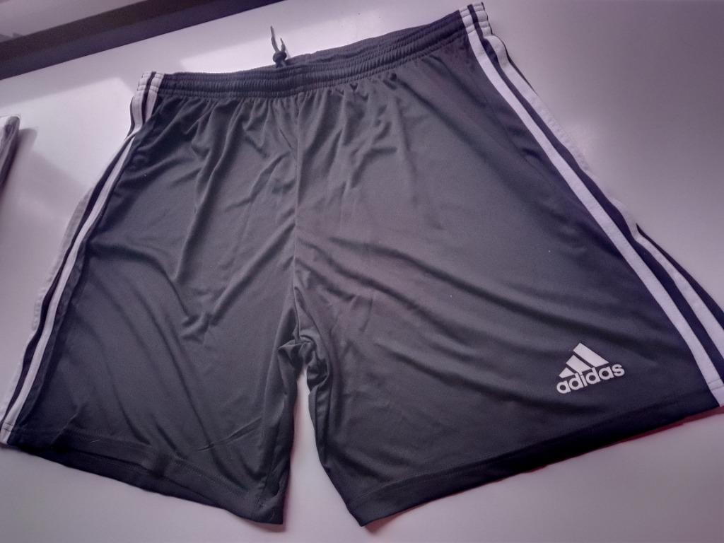 1 XXL adidas short gloednieuw, Kleding | Heren, Sportkleding, Verzenden, Nieuw, Zwart, Adidas