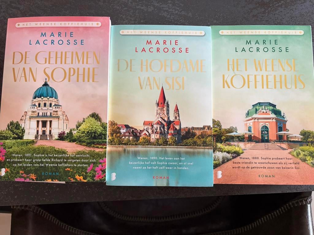 Triologie Het Weense koffiehuis, Boeken, Ophalen, Gelezen