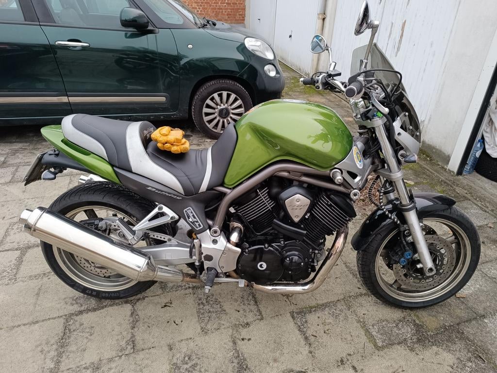Yamaha Bulldog, Motoren, 4 cilinders, Particulier, Meer dan 35 kW, 1100 cc