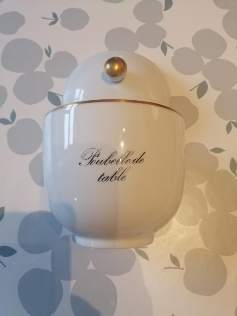 Poubelle de table en porcelaine de Limoges, Ophalen, Zo goed als nieuw, Porselein, Kom(men)