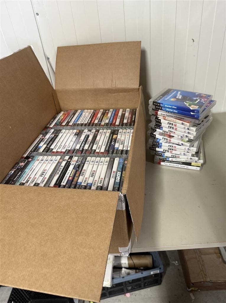Partij van 100x PS3 Games - o.a. Skate 2, Farcry, Resident E, Games en Spelcomputers, Ophalen of Verzenden, Zo goed als nieuw