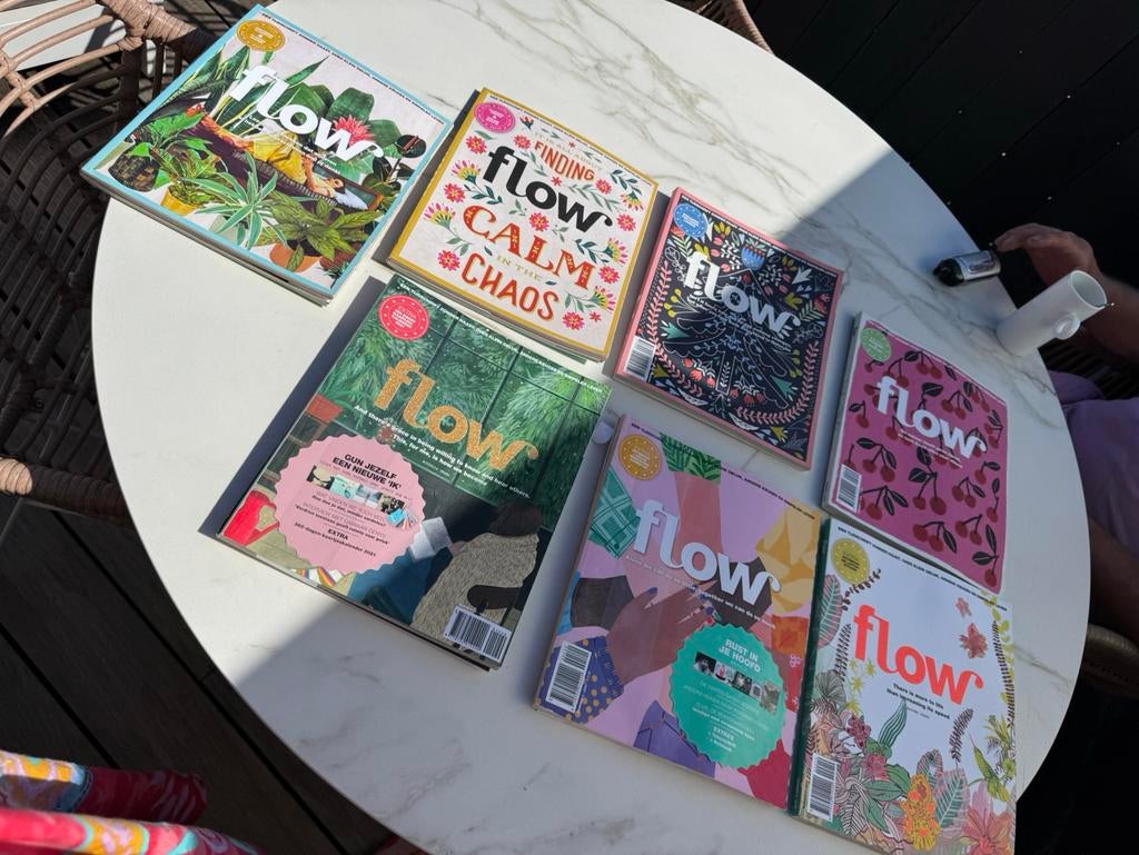 Flow magazines, 7 stuks, volledig intact, 10€ per stuk, Ophalen