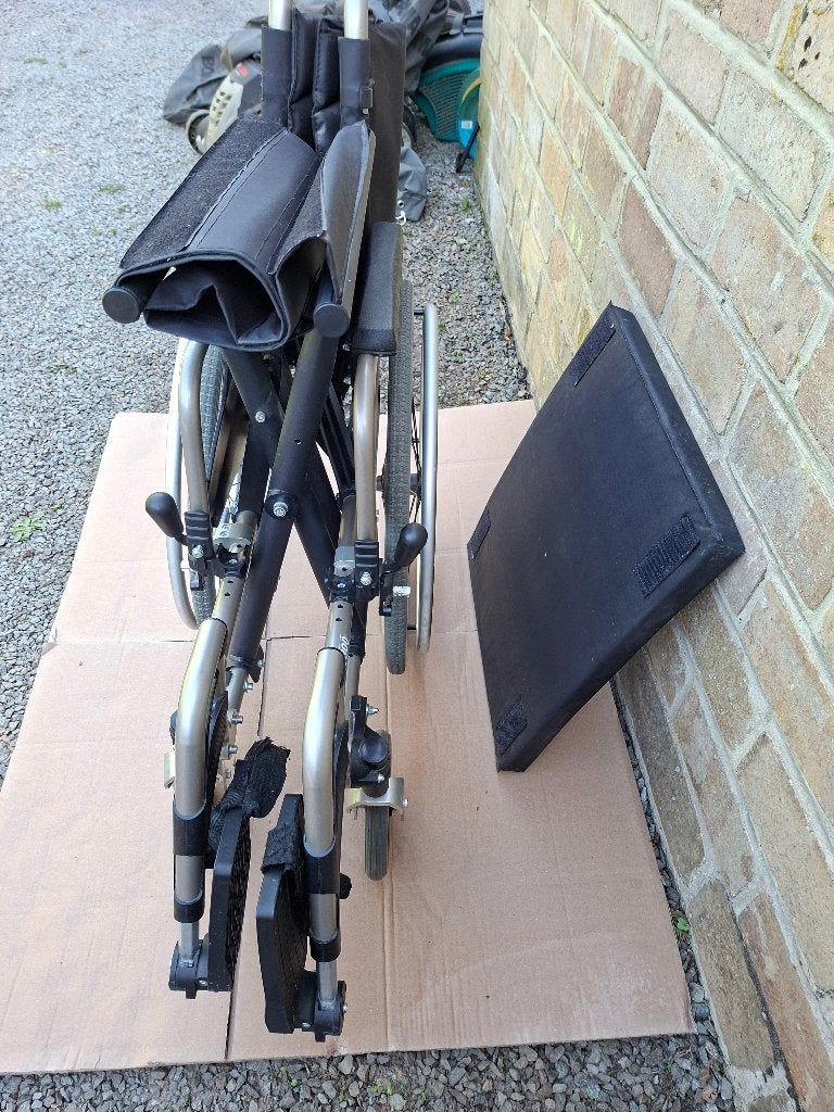 Chaise roulante pliante Silly, Services & Professionnels, Bien-être | Autre