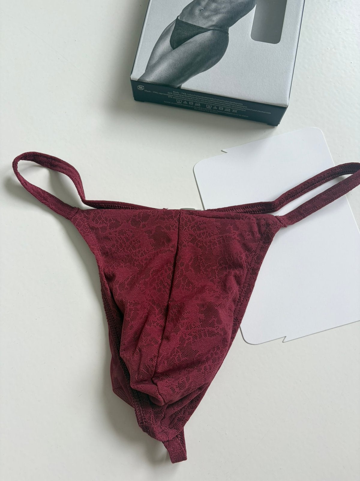 String en dentelle Calvin Klein Sculpt, Envoi, Rouge, Slip