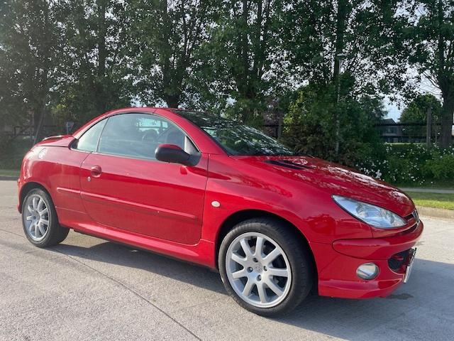 PEUGEOT 206CC - 1.6 BENZ - AUTOMATIC, Autos, Peugeot, Rétroviseurs électriques, Entreprise, Cabriolet, Automatique