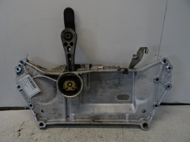 SUPPORT MOTEUR Volkswagen Touran (1T1 / T2) (1K0199369F), Utilisé, Volkswagen