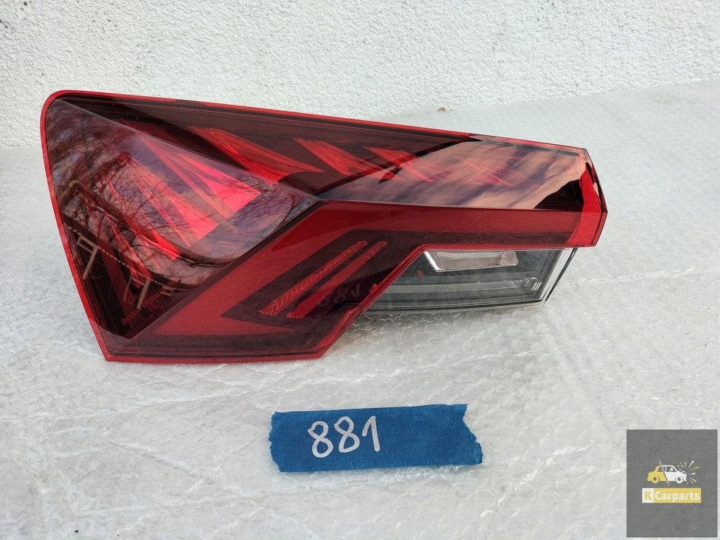 SKODA OCTAVIA IV ACHTERLICHT LINKS, Tr. Vaclava Klementa 869
293 01  Mlada Boleslav, CZ, Skoda, Skoda Auto a.s., Gebruikt