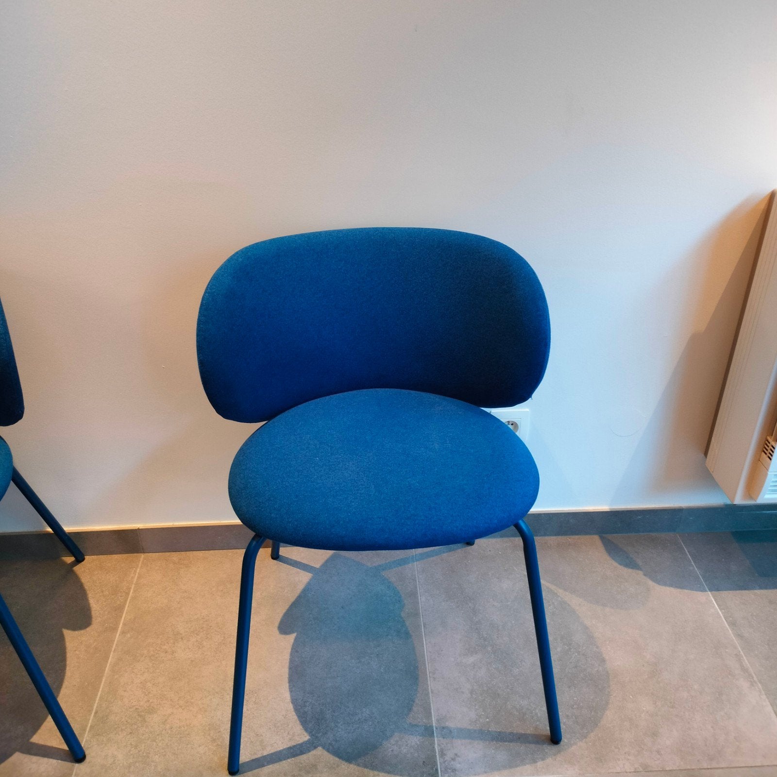 2 blauwe Ikea stoelen nieuw, Huis en Inrichting, Ophalen
