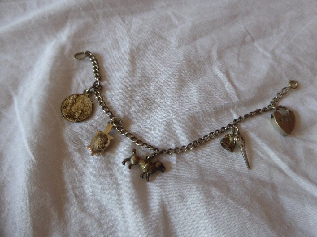bracelet en argent antique, Enlèvement, Utilisé, Argent, Avec bracelets à breloques ou perles