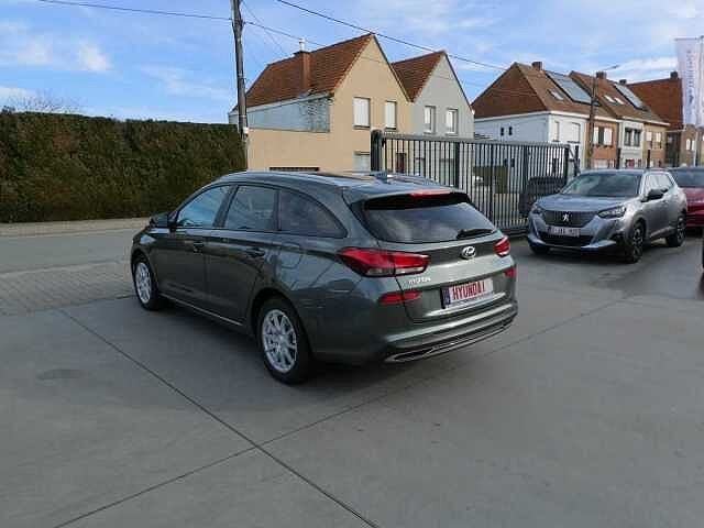 Hyundai i30 Break 1.0 i benzine 120pk Automaat Business, Automaat, 87 kW, https://public.car-pass.be/vhr/f34b1588-3c61-4689-b29e-c4f002af0fb5