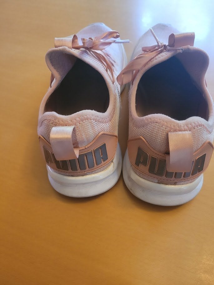 lot de baskets 37, Enlèvement ou Envoi, Puma, Rose, Sneakers et Baskets