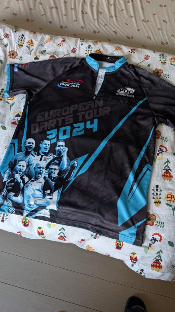 Circuit européen de fléchettes de polo 2024, Vêtements | Hommes, Vêtements de sport, Enlèvement ou Envoi, Neuf, Taille 46 (S) ou plus petite