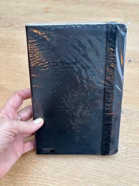 Hard Cover Notitieboek Zwart – Nieuw!, Diversen, Notitieboeken, Ophalen of Verzenden, Nieuw