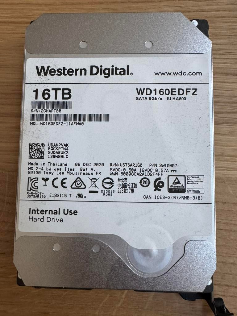Western Digital 16TB harde schijf sata (WD160EDFZ)., HDD, 16TB, Interne, Serveur