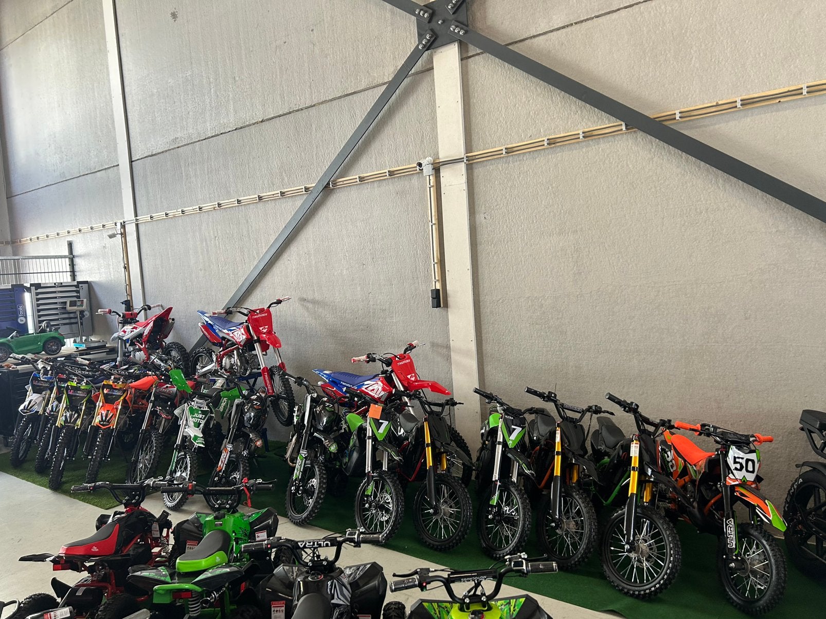 Nieuwe elektrische en benzine kinder quads,crossers,showroom, Ophalen, Nieuw