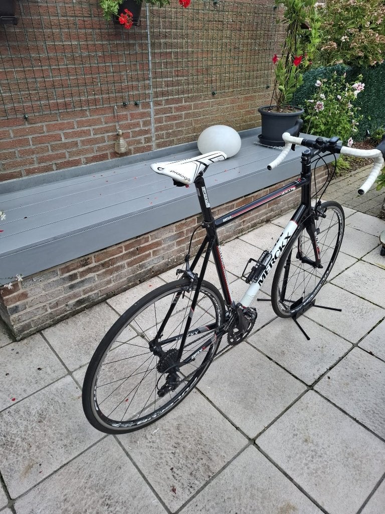 velo de course, Enlèvement, Comme neuf