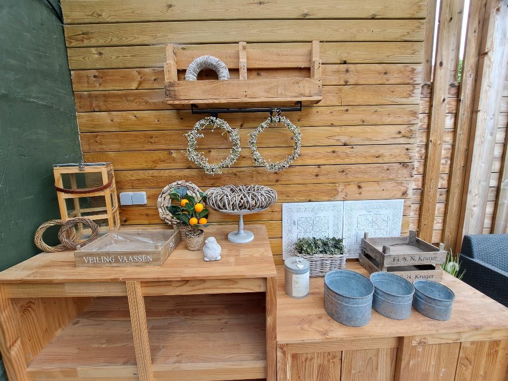 Brocante decoratie tuin, Ophalen