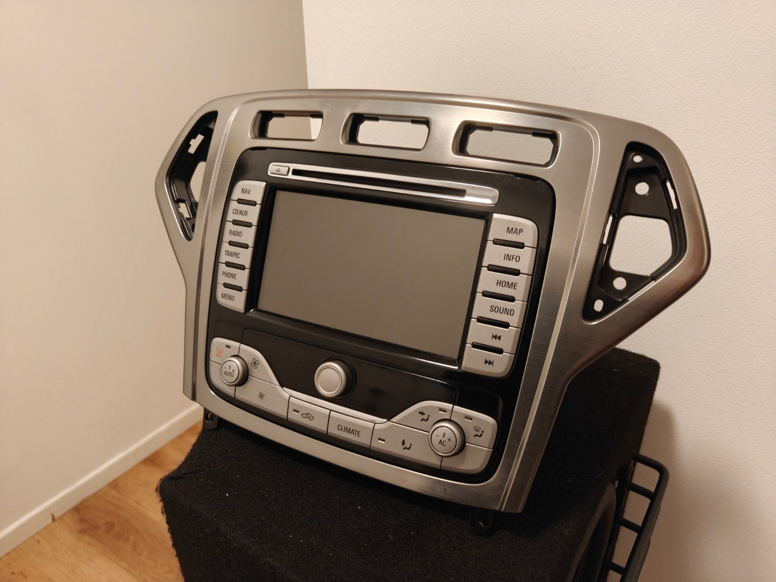 Ford Mondeo MK4 BA7 Navigatiesysteem Radio CD, Enlèvement