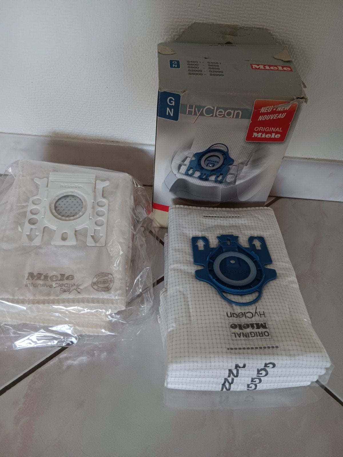 9 nouveaux sacs d'aspirateur Miele, Enlèvement, Miele