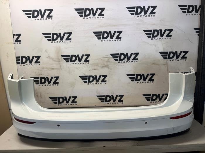 Achterbumper van een Volkswagen Golf (LC9A), Gebruikt, -, Volkswagen, -