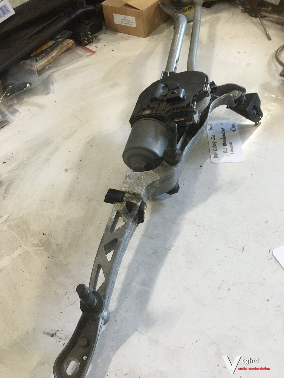 Mercedes C 204 220 cdi 2008  Ruitenwissermechanise met motor, Gebruikt, -, -, Ophalen of Verzenden