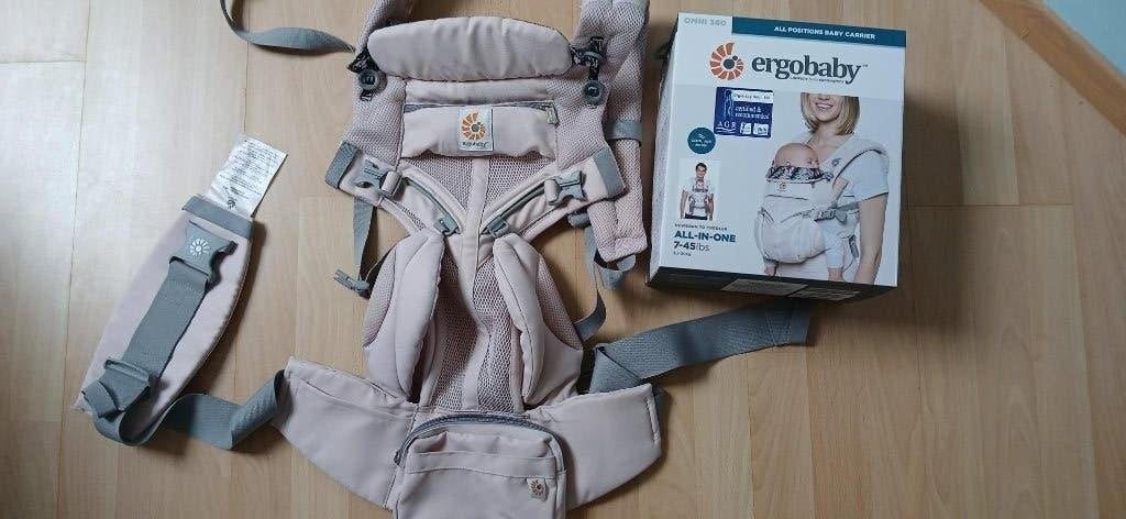draagzak Ergobaby Omni 360 zachtroze in uitstekende staat, Buik of Rug, Zo goed als nieuw, Draagzak, Ophalen