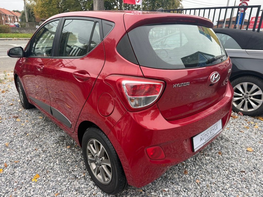 Hyundai i10 1.0 ESSENCE/PDC/USB/AUX/JANTES/CLIM, Auto's, Voorwielaandrijving, Euro 6, Bluetooth, Handgeschakeld