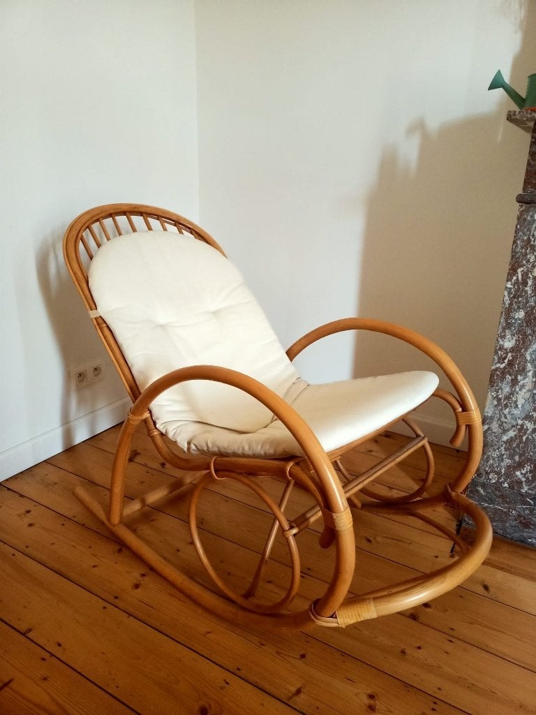 Vintage rotan schommelstoel, Ophalen, Hout, Gebruikt, Minder dan 75 cm