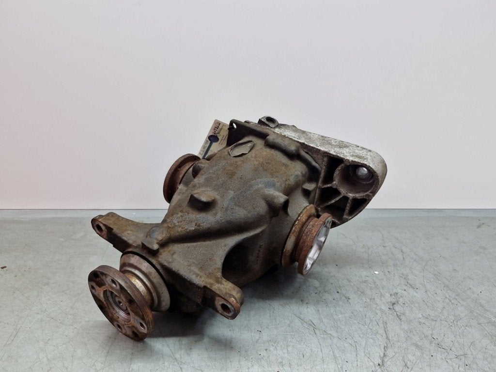 DIFFERENTIEEL ACHTER 3 serie (E93) (|33107524322|7524322|), Gebruikt, BMW, Petuelring 130
80809  München, DE, Bayerische Motoren Werke AG