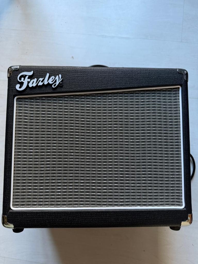 Fazley Meteor R25 Watt 18 gitaarversterker, Musique & Instruments, Amplis | Basse & Guitare, Enlèvement, Comme neuf, Guitare, 50 à 100 watts