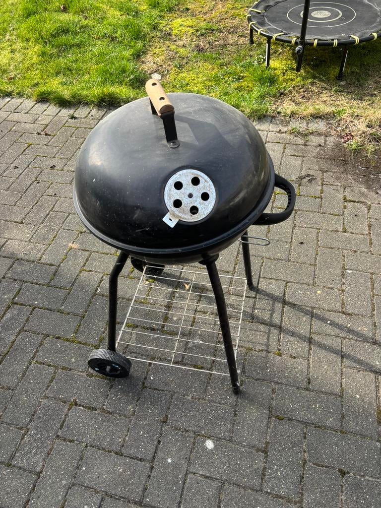 BBQ, Ophalen, Zo goed als nieuw