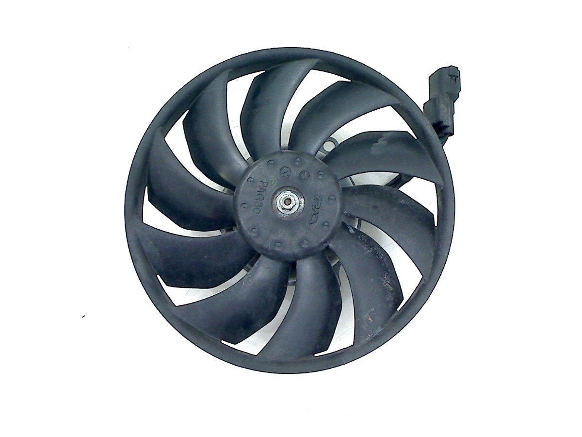 VENTILATOR Honda VFR 1200 F (VFR1200 + DCT) (01-1970/-), Motoren, Dhr. S. di Majo, Gebruikt, Info@cama-motorparts.nl, P.J. Troelstraweg 8 8
3144 CX  MAASSLUIS, NL
