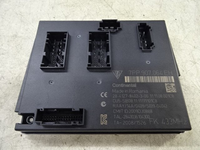 ORDINATEUR GESTION CONFORT Panamera (970) (7PP907064EH), Porsche Deutschland GmbH, Porscheplatz 1
70435  Stuttgart, DE, Porsche