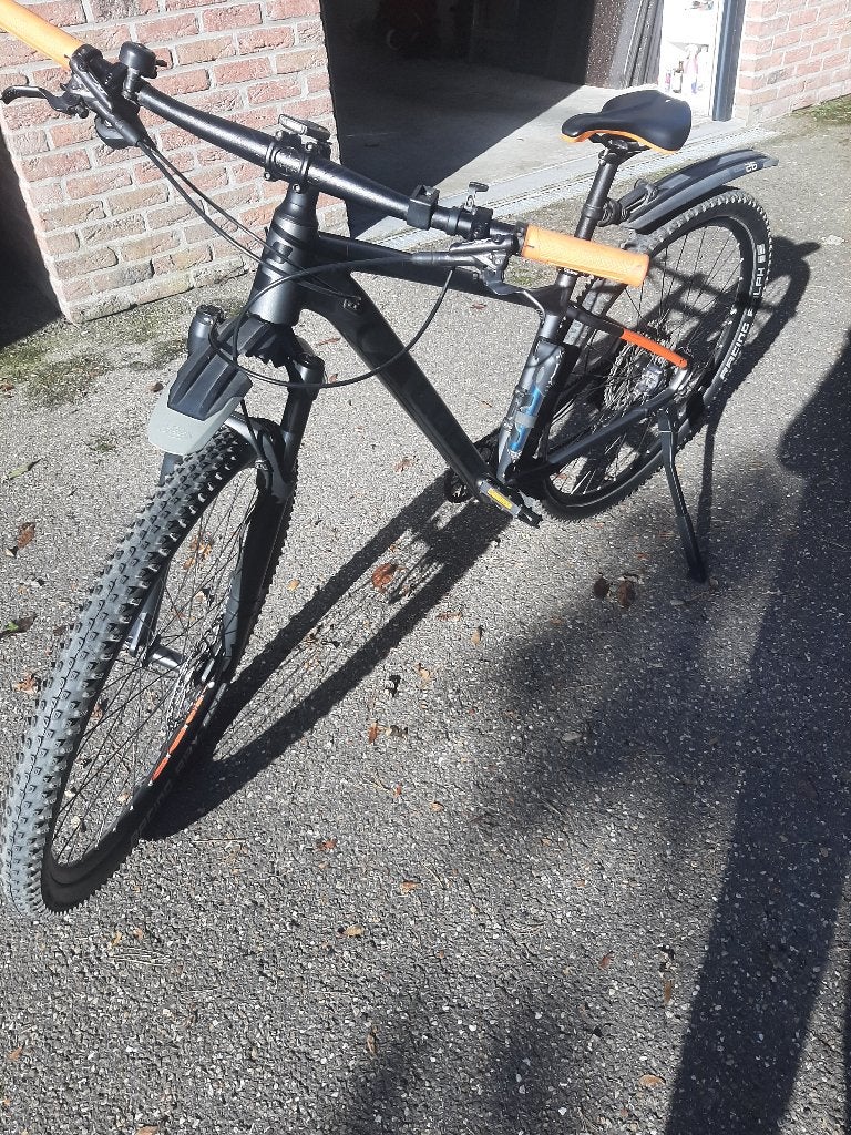 mountainbike merk cube, Heren, Zo goed als nieuw, Schijfrem, Ophalen