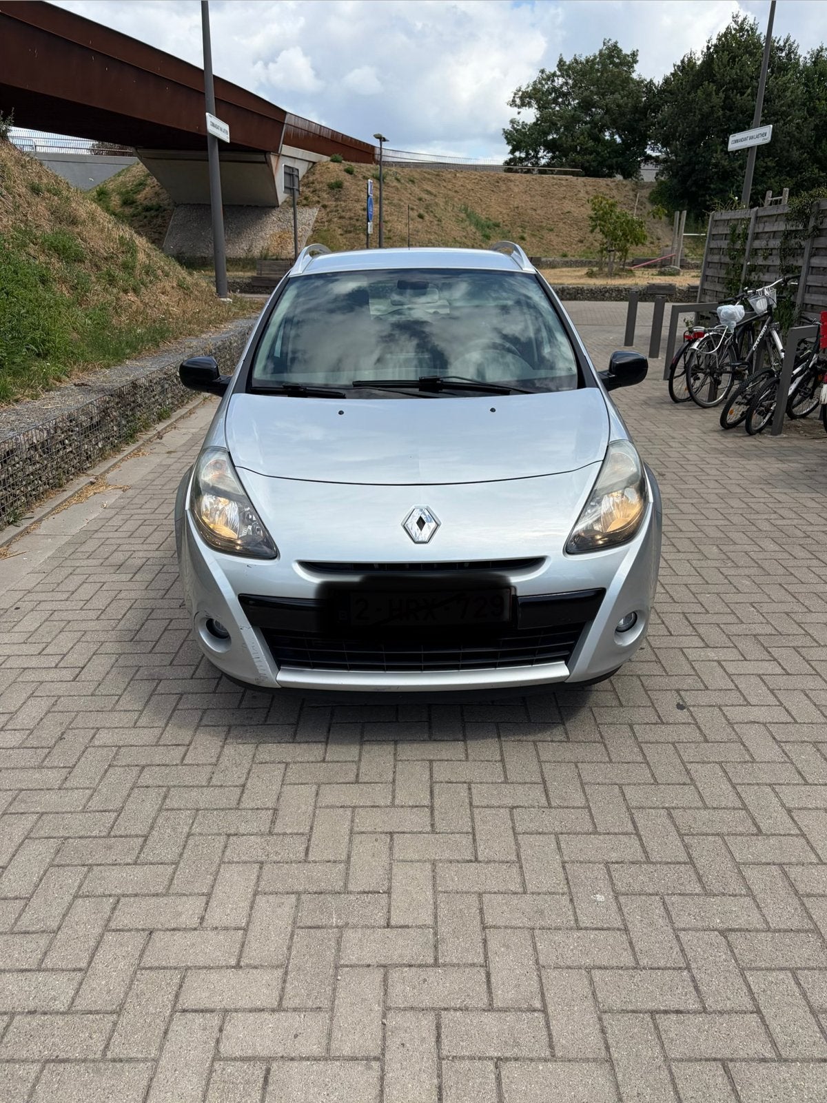 Renault Clio 1.5DCI en parfait état !, Autos, Renault, Entreprise, Clio, Diesel, Euro 5, Break, 5 portes, Boîte manuelle, Enlèvement