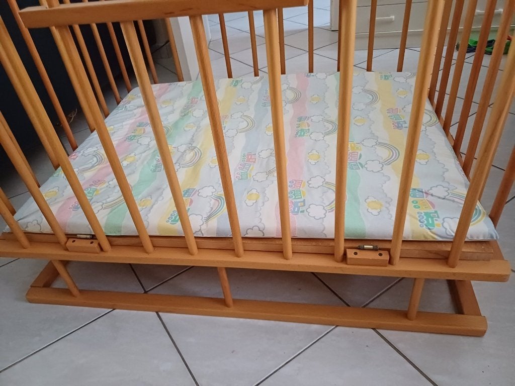 baby kinderpark openklapbaar zoals u ziet op de foto + mat, Kinderen en Baby's, Ophalen of Verzenden, Gebruikt, Vierkant, Boxkleed