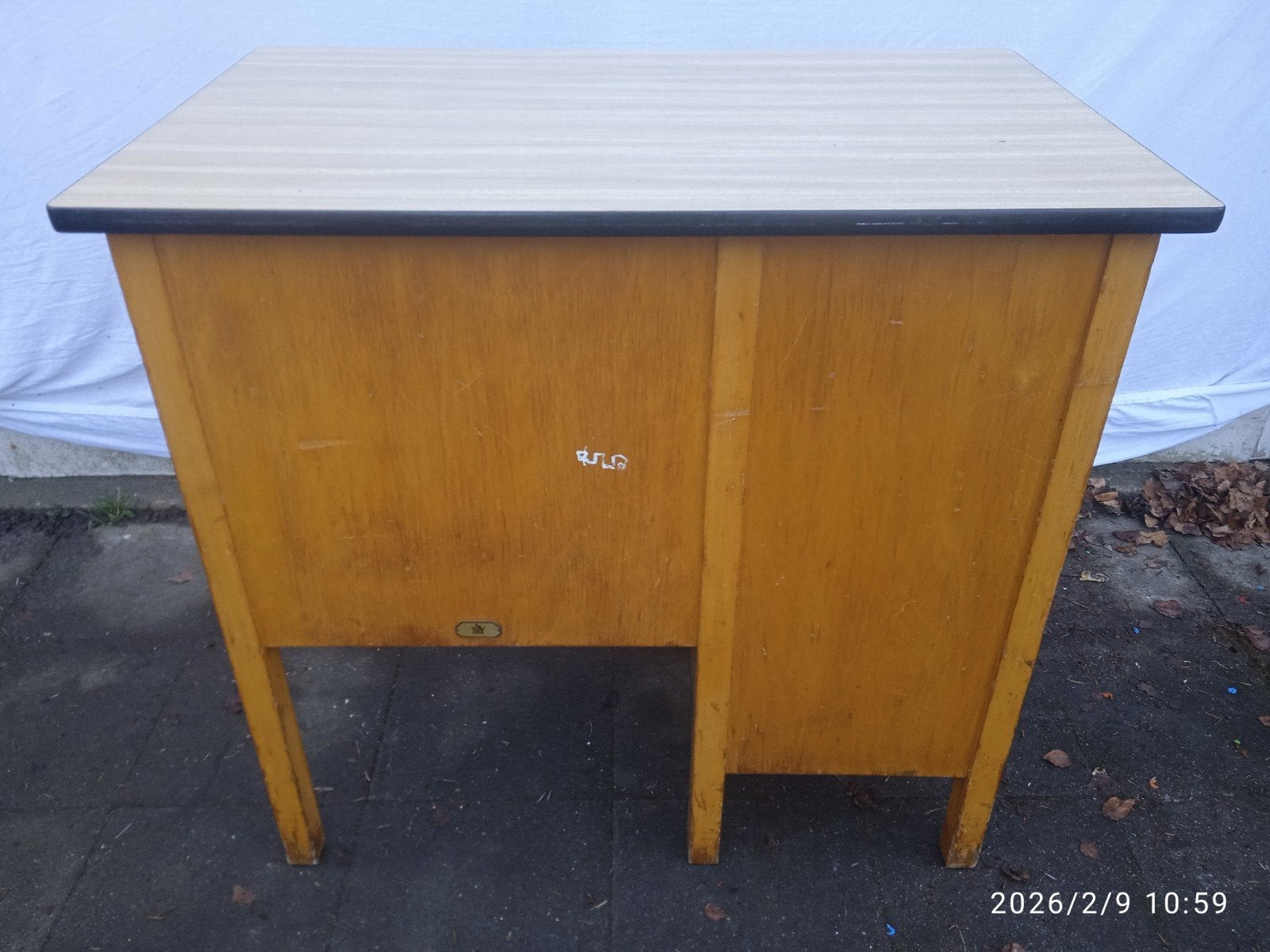 Bureau des années 1950 avec feuille de formica jaune, Maison & Meubles, Antique, Enlèvement, Gispen, Jaune