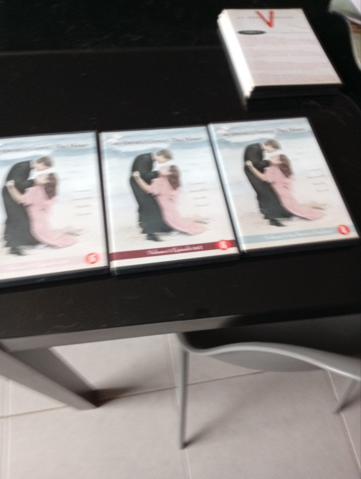 Complete dvd-serie „The birds hide to die”
