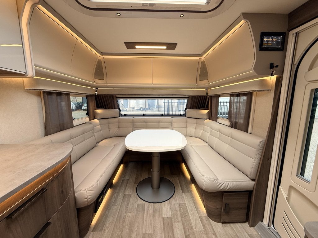 Kabe Imperial 780 TDL E2, Schokbreker, Rondzit, Bedrijf, Kabe