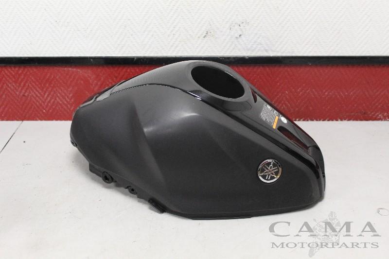 TANK COVER Yamaha YZF R3 R25 2014-2018 (YZF-R25 YZF-R3 BR5), Dhr. S. di Majo, Gebruikt, Info@cama-motorparts.nl, P.J. Troelstraweg 8 8
3144 CX  MAASSLUIS, NL