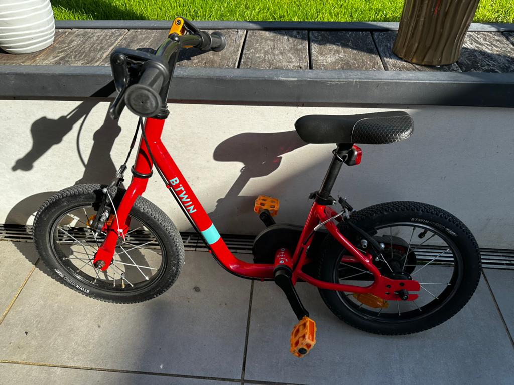 Kinderfiets 14 inch, Fietsen en Brommers, Fietsen | Kinderfietsjes, Ophalen, Zijwieltjes, Gebruikt, Velgrem