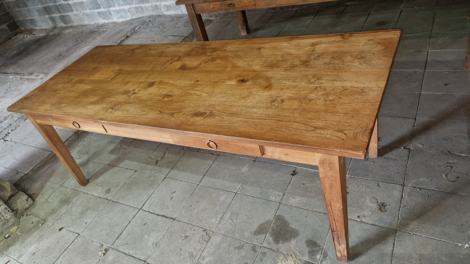 Franse boerentafel, Ophalen, Eikenhout
