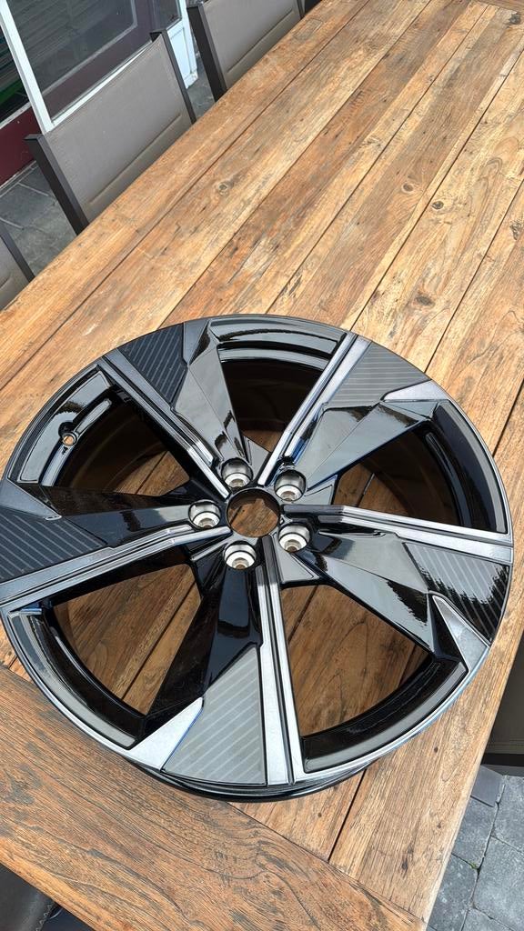 Nieuwe velg peugeot  508, Auto-onderdelen, Banden en Velgen, Ophalen, Nieuw, Personenwagen